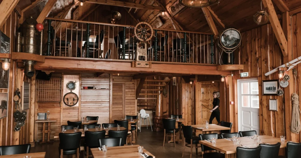Mezzanine Coffe Cafe Di Medan